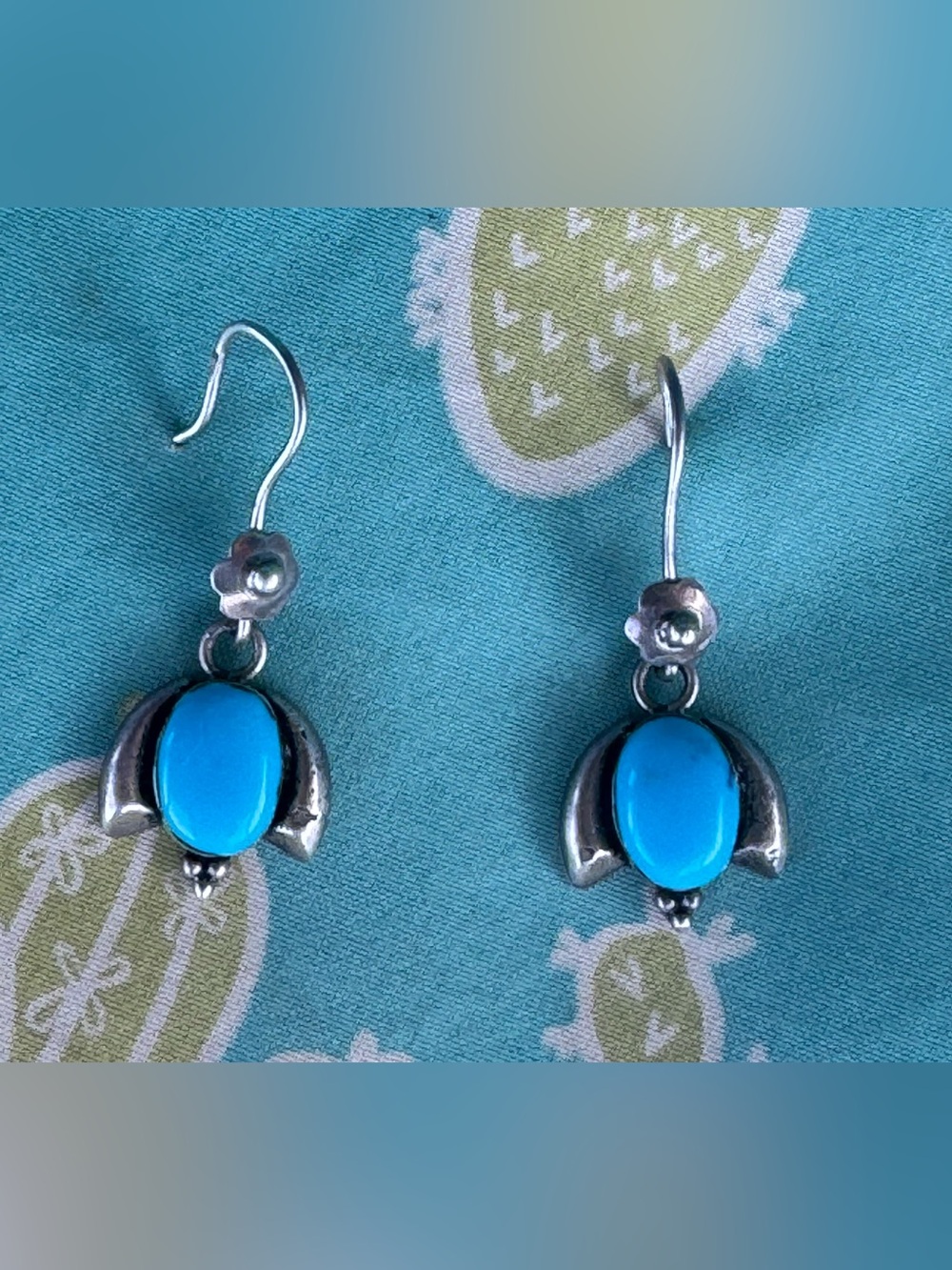 Vintage Native American Navaho Turquoise Sterling Silver Earrings Signed Quality